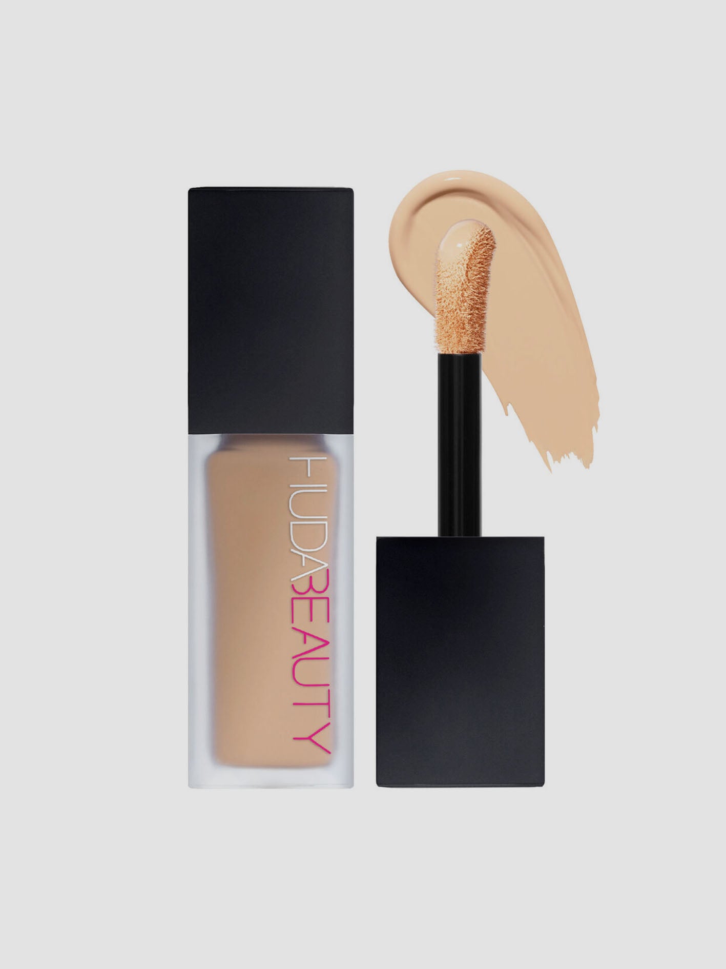 Huda Beauty FauxFilter Luminous Matte Concealer